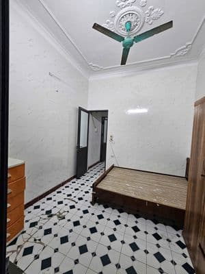 Cần cho thuê nhà riêng 3 tầng ngõ 211 Khương Trung, Hà Nội.