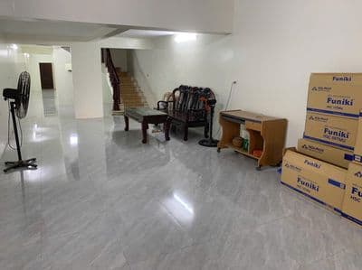 Cho thuê nhà riêng mặt đường Nguyễn Văn Linh - phường Mỹ Hào- 130m2