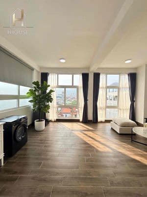 Nhà mới ngay gần lăng chủ tịch, oto đỗ cửa, nội thất sang trọng