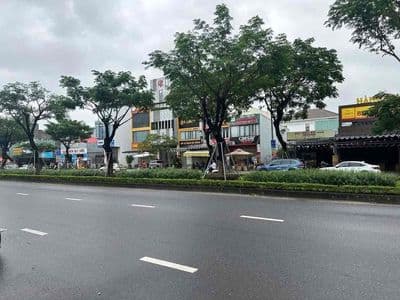 Bán đất mặt tiền Nguyễn Phước Lan