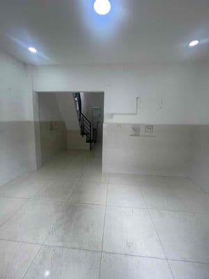 Nhà mặt tiền lương ngọc quyến 2pn 1wc gần chợ gò vấp giá 7,5tr