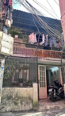 NHÀ HẺM PHAN XÍCH LONG 4pn 5.5*17m ( 1tr1l ), Phú Nhuận