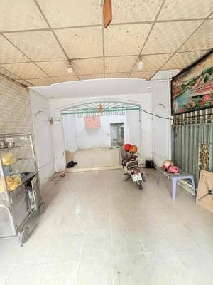 Cho thuê nhà vừa ở vừa kinh doanh hẻm 793 Trần Xuân Soạn
