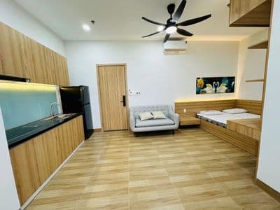 Studio cửa sổ trời full nội thất - 7p đến đh ngoại ngữ