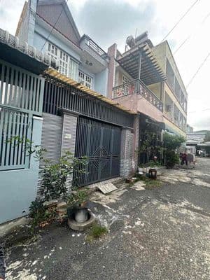 Nhà hxh - xuân thới thượng 2tầng - 2 phòng trọ riêng biệt -hm