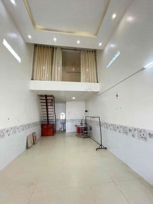 Nhà trệt lửng 4x13m 01phòng sẵn nội thất gần Cầu Bình Thuỷ CMT8