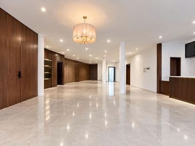 Mặt bằng góc MT đường lớn tại Thảo Điền, Q2 (rộng 240m2). Giá 79tr/th