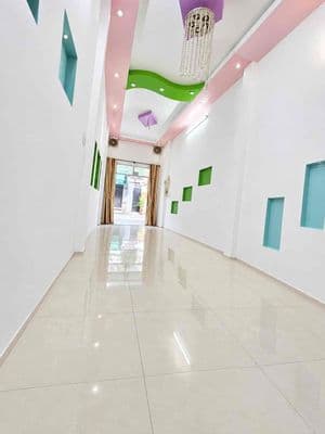 Bán gấp nhà ngay cầu bình tiên mới