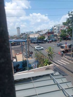 Bán căn hộ Tầng 2 phía trước đường Phan Văn Khỏe P5Q6