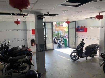 Bán CHDV 10 phòng toilet riêng thu Lưu nhập 60tr/tháng