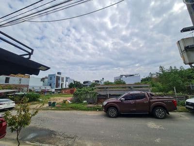 Nhà cấp 4 – móng 3 tầngần đh duy tân