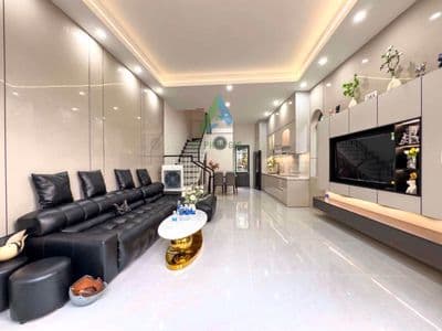 Cần cho thuê nhà 3 tầng đường Thái Thị Bôi, Thanh Khê full nội thất