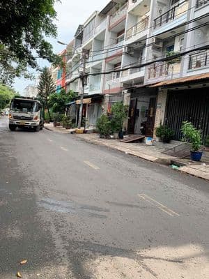 cho thuê gấp kho bình phú Q6 ngang 5m dài 20m 1 trệt trần cao giá cho