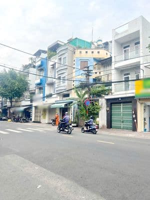 Cho thuê nhà 2 lầu mặt tiền kd đường hưng phú q8 (kd tự do)