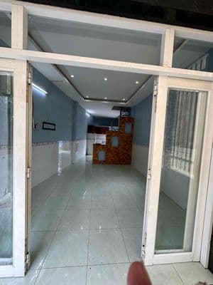 Co thuê nhà nguyên can , gan cho , gan truong hoc , khu dan cu an ninh