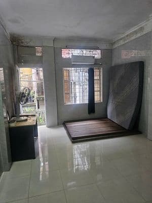 Cho thuê nhà riêng ở nhóm Gồm 3 ngủ Ngõ Chùa Liên Phái _ Bạch Mai, HN