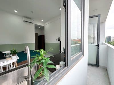 Căn hộ full nội thất – gần đảo kim cương, ban công thoáng