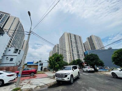 Tôi cho thuê nhà 2 tầng trung lập 4 sát chung cư ori