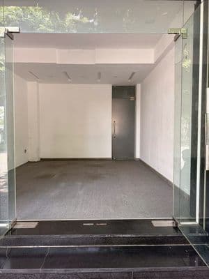 Cho thuê mặt bằng đường Hoàng Sa, Phường tân Định, Q1