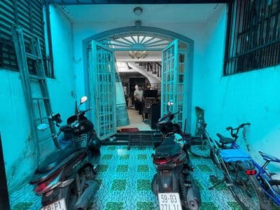 Bán nhà ngay ngã tư bảy hiền - 4 tầng - nhà đẹp- giá 11 tỷ