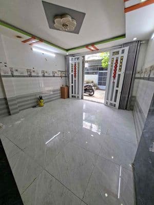 Cho thuê nhà nguyên căn gần bến xe Q8
