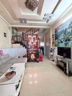 Nhà 3 tầng 60m2 mặt tiền hẻm đường phú định p16 q8