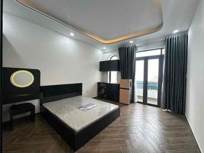 Chdv cao cấp mới xây, ban công, mgr, full nội thất nằm giáp quận 6
