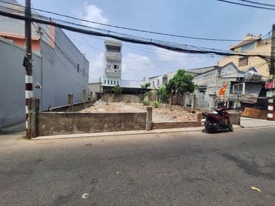Bán đất 3 mặt tiền 131m2, ngang 8,5m, đường 7, Linh Xuân giá nhỉnh 7t