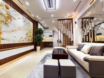 Trần Đại Nghĩa ,trung tâm bách kinh xây , 35m ,5 tầng , full nội thất