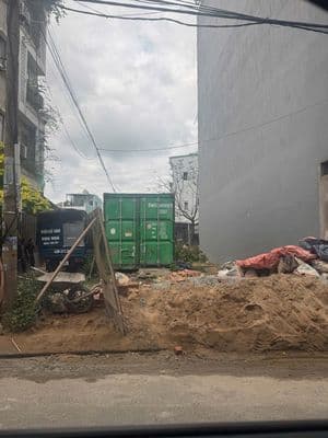 lô đất 3 mặt tiền _ cạnh ngay bãi tắm Mỹ Khê.. đường Lê Thước .