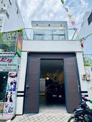 Trệt lầu: 3pn 3wc - full nội thất - (4 20m) nhà nở hậu 9m