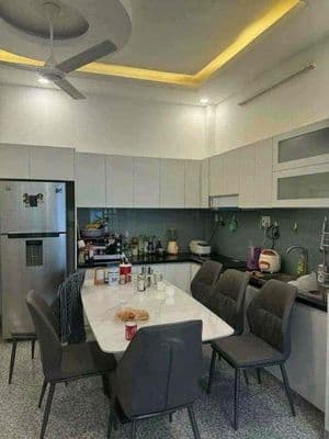 Cho thuê nhà 2 tầng Long Trường 2PN2WC ở ngay được