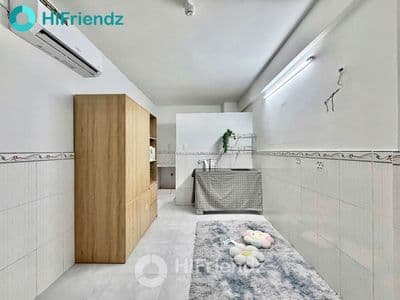 Sẵn máy lạnh - thang máy, bảo vệ - mới xây ngay gần đh văn hiến