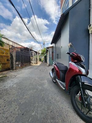 Bán nhà xẹt nguyễn thị ngâu, thới tam thôn. 4 tầng. giá 5.2 tỷ