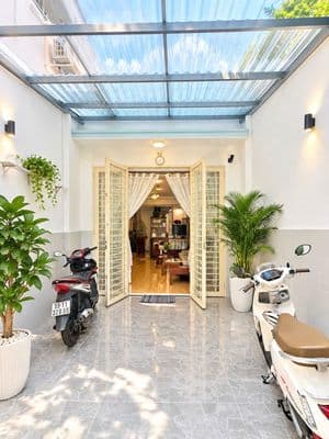 Ngộp( Hiếm) hẻm thông ô tô Khu Bàu cát, 55m2, 6,6 tỷ TL