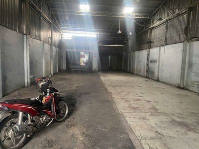 Kho xưởng 9*36 mặt tiền đường lớn tiện sản xuất kinh doanh