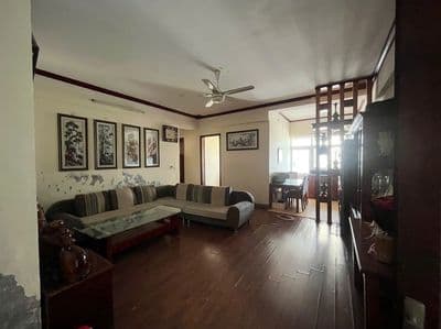 Cho thuê chung cư 105 m2 gần tòa VTC Minh Khai - Hà Nội