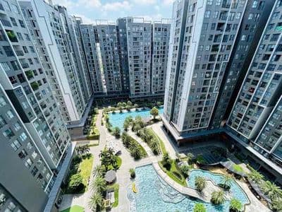 Cho thuê 2PN Nhà trống 7 triệu: Có máy lạnh 7,5 triệu. LH HƯƠNG