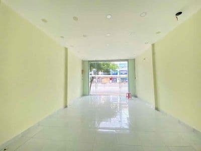 Mặt Bằng Trệt 1 Lầu_ Mặt Tiền Cộng Hoà _ Tân Bình, Sử Dụng : 110m2