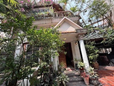 Tổng giãm 3.3 tỷ, giá chào mới chỉ 16.9 tỷ. Hoàng Hoa Thám -121M2