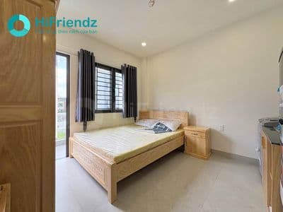 Cho thuê studio full nội thất, ban công riêng, gần đại học umt