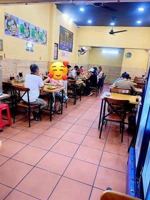 4,5 x 23m mặt tiền đường phạm văn chí