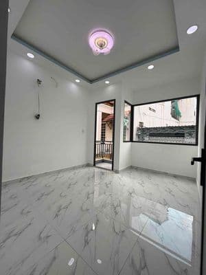 Hưng phú p8 q8 / cách mt 30m / kdc hiện hữu / nhà đẹp ở liền