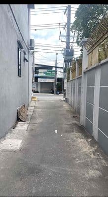 Cần bán lô đất có nhà cấp 4 ( có thể cho thuê được ) sổ riêng 62m2