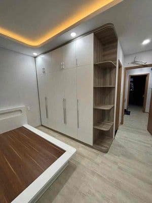 Nhà 60m² | 1 trệt 2 lầu + sân thượng | 4pn | 5wc | nhà mới 100%