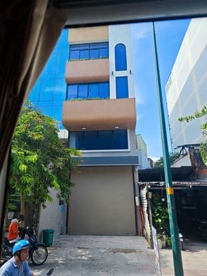 Cho thuê mặt bằng 42 bạch đằng, tân bình – dt lớn, có hầm & thang máy