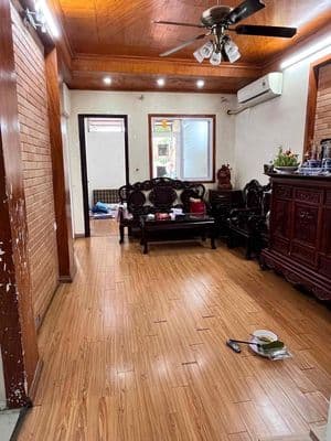 cần bán căn hộ TT nhà máy in tiền số 30phạm văn đồng sổ 40/120msử dung