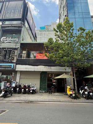 Cho Thuê Nhà MT Nguyễn Thái Bình 9x20 Trệt 2 lầu Suốt Vỉa hè Quận 1