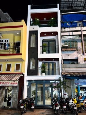 Nhà mới - mt cô bắc q1 (4x13 hậu 7m), thang máy kdtd giá cực tốt 60tr