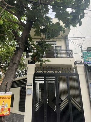 Căn góc, hẻm xe tải, khu phân lô, có gara, 3pn 4wc.
